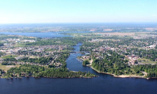 aerial picture of Arnprior's waterfront 